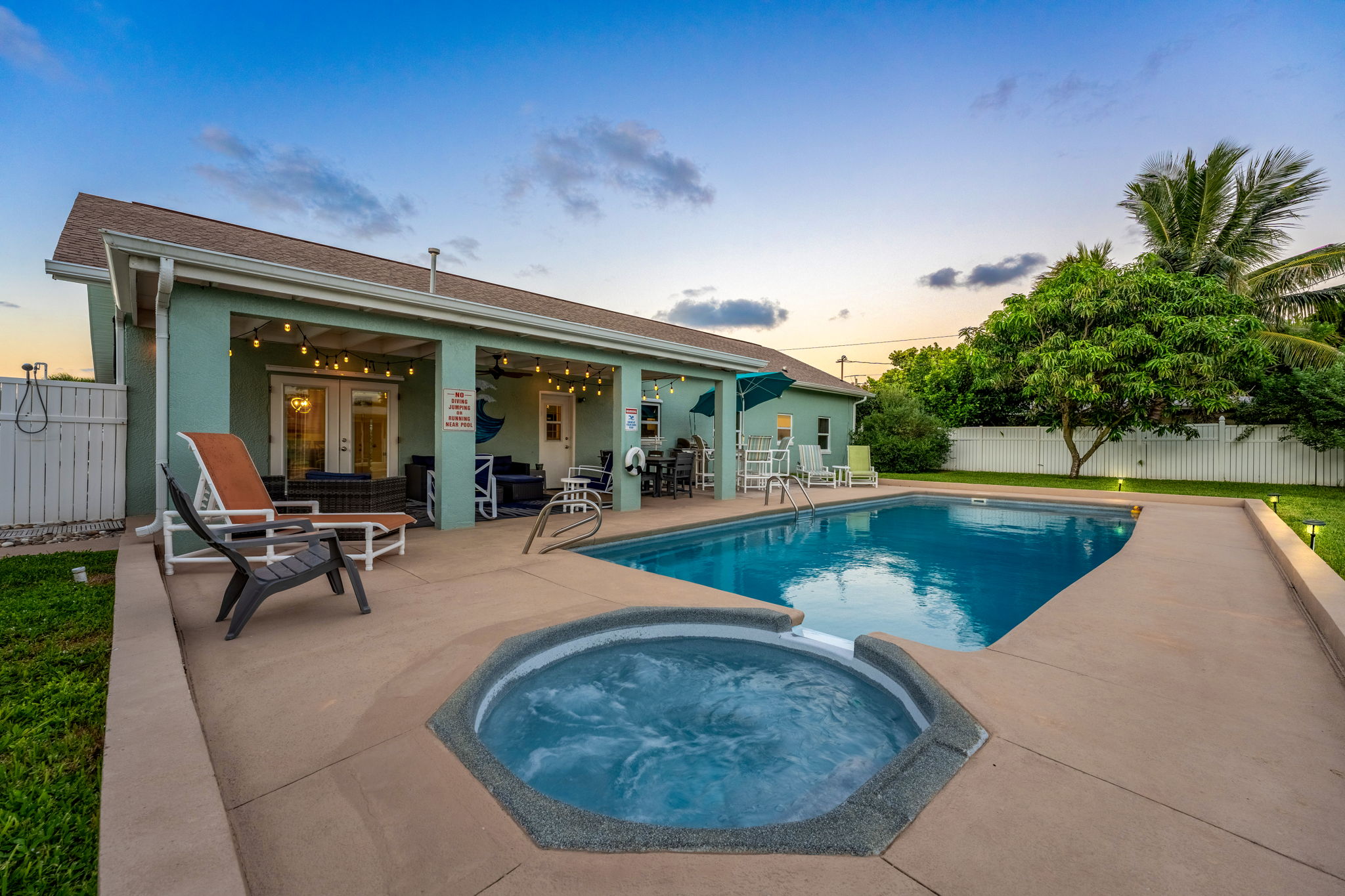 Tiki Blue Two (Beach)